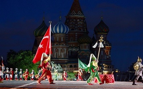 mehter-marslari-kizil-meydani-inletti-h1409671923