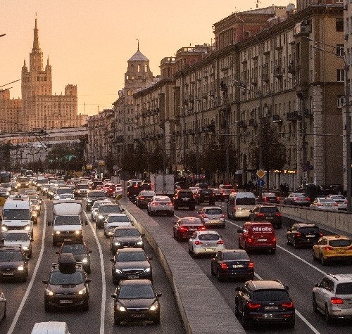 MOSCOW, RUSSIA - OCTOBER 9, 2018: Heavy traffic in Bolshaya Sadovaya Street. Dmitry Feoktistov/TASS

Ðîññèÿ. Ìîñêâà. Âèä íà Áîëüøóþ Ñàäîâóþ óëèöó. Äìèòðèé Ôåîêòèñòîâ/ÒÀÑÑ
