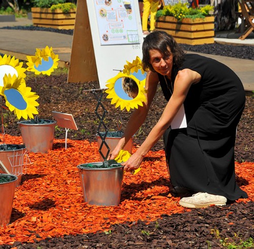 Москва.  IV Московский Международный Фестиваль Садов и Цветов в парке искусств `Музеон`.