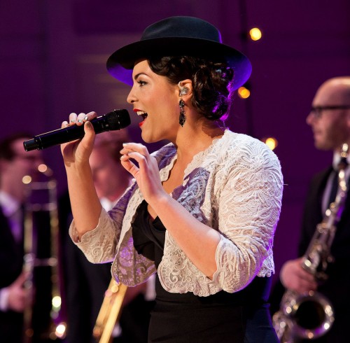 caro-emerald-5